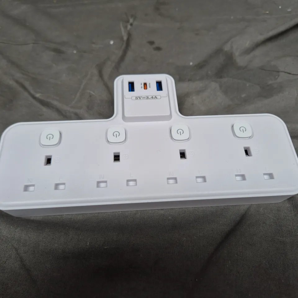 POWER STRIP XT-11103 WITH USB-C & USB-A, UK PLUG – 110–250V