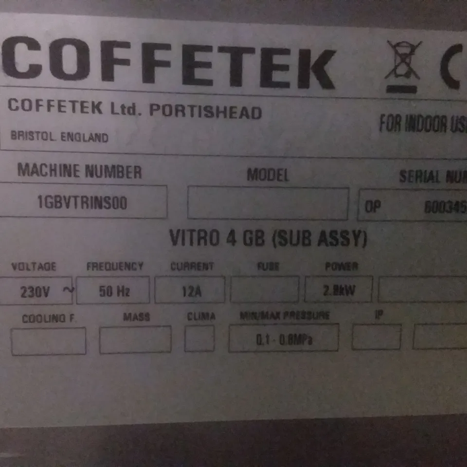 COFFETEK VITRO 4 GB COFFEE MACHINE