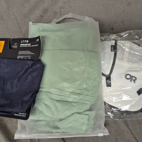 BOX OF APPROXIMATELY 20 ASSORTED CLOTHING AND FASHION PRODUCTS IN VARIOUS STYLES AND SIZES - COLLECTION ONLY