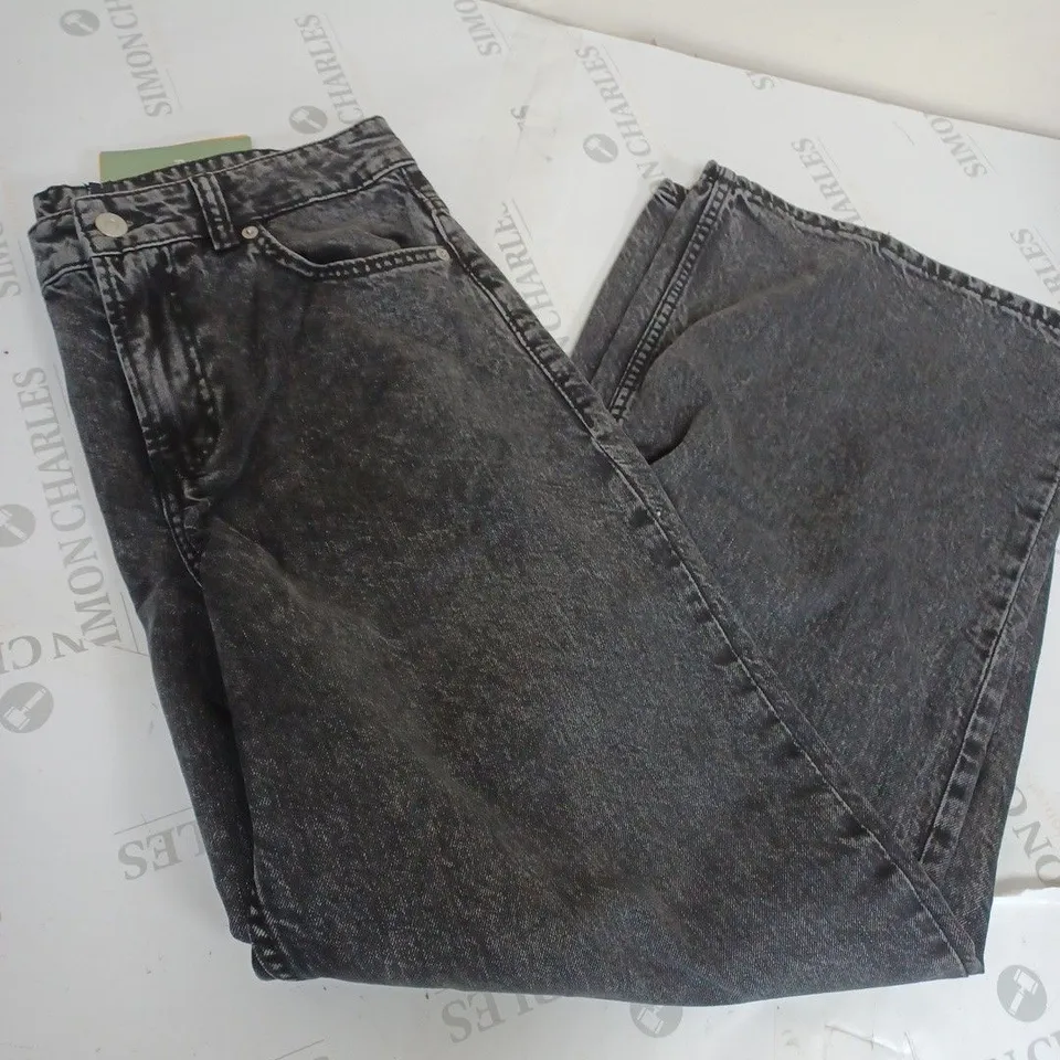 DIVIDED RELAXED REGULAR WAIST DENIM JEANS SIZE 10