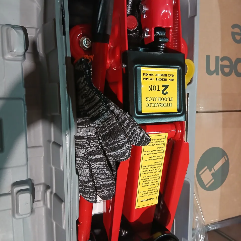2-TON HYDRAULIC FLOOR JACK WITH CARRY CASE