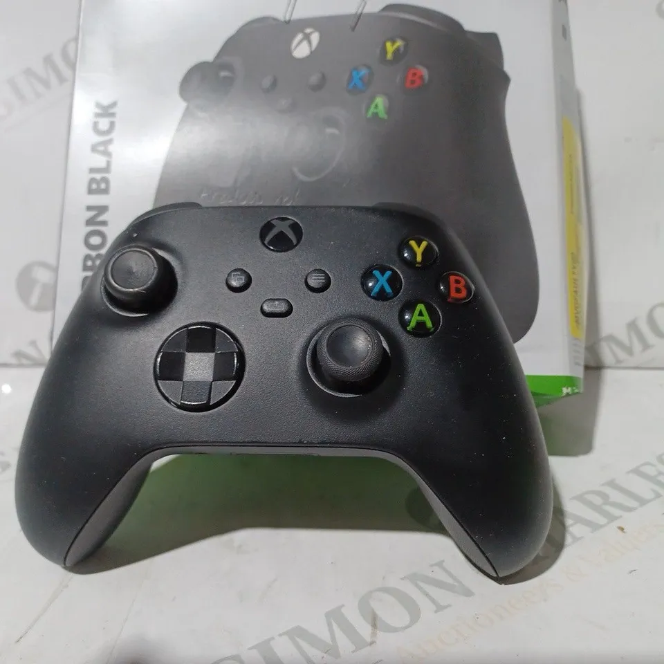 BOXED XBOX ONE CARBON BLACK CONTROLLER