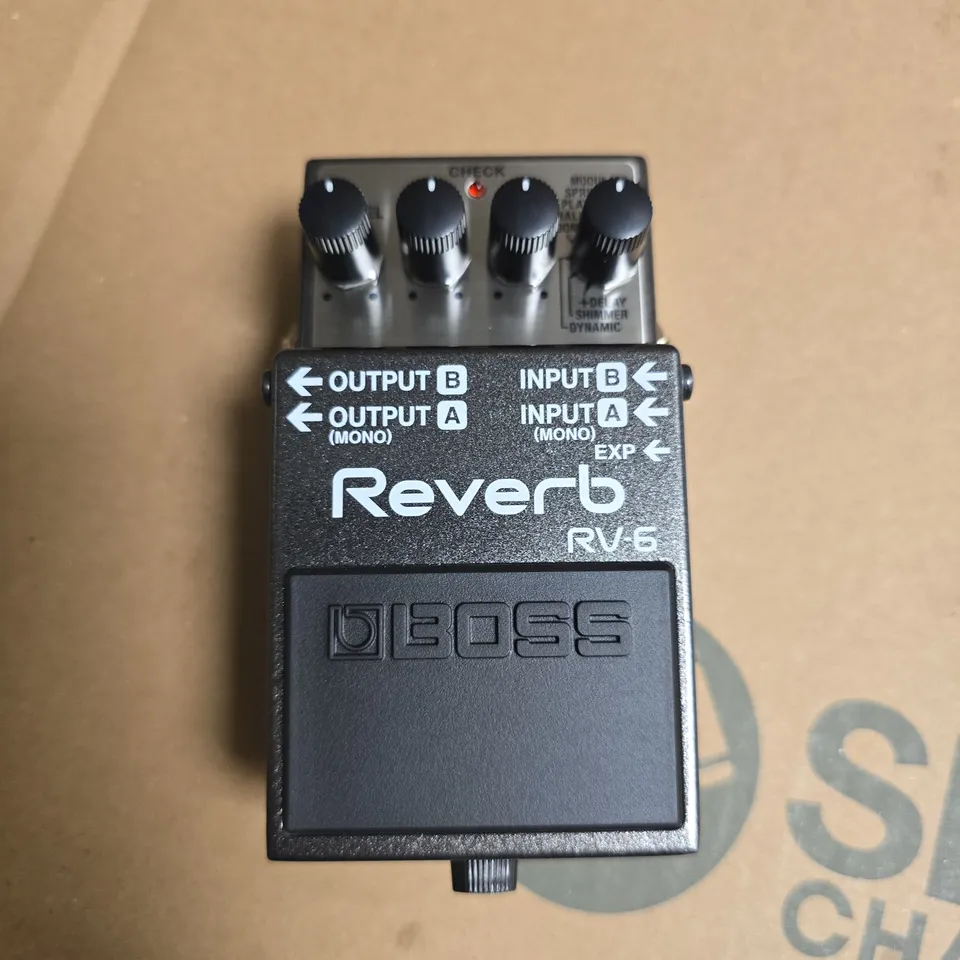 BOXED BOSS RV-6 REVERB PEDAL