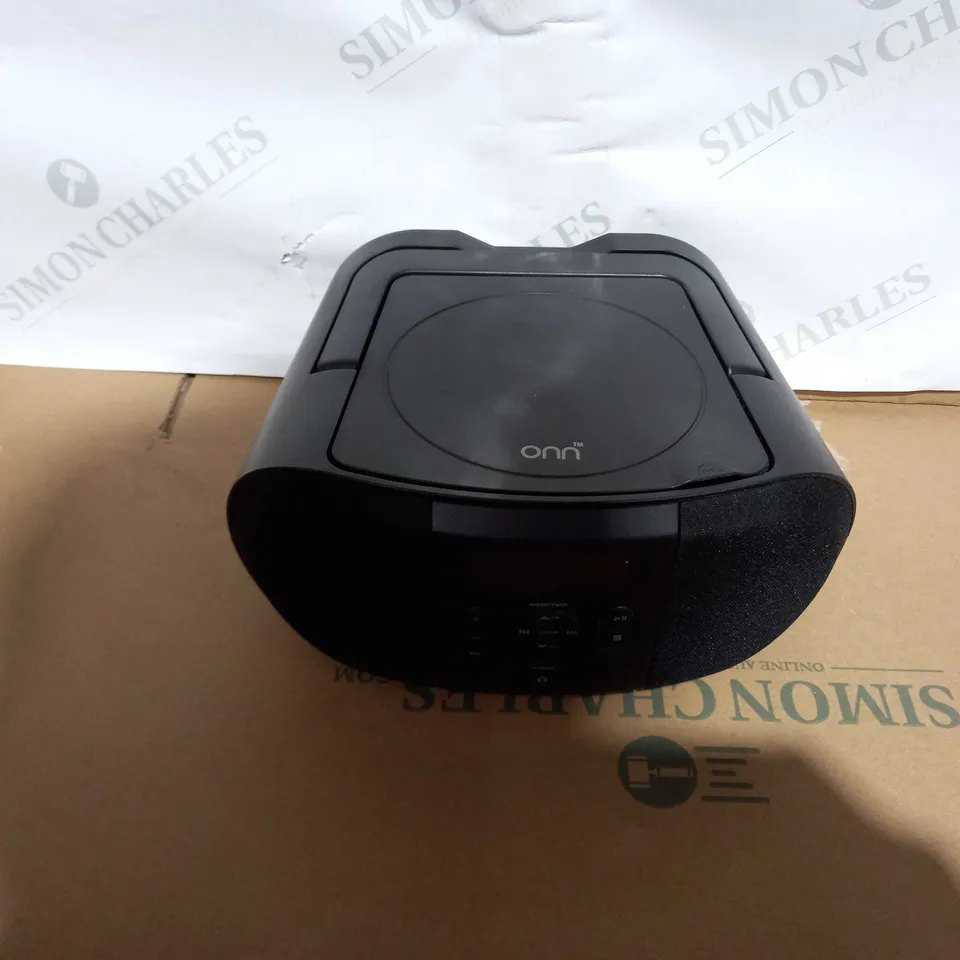 ONN CD BOOMBOX - BLACK