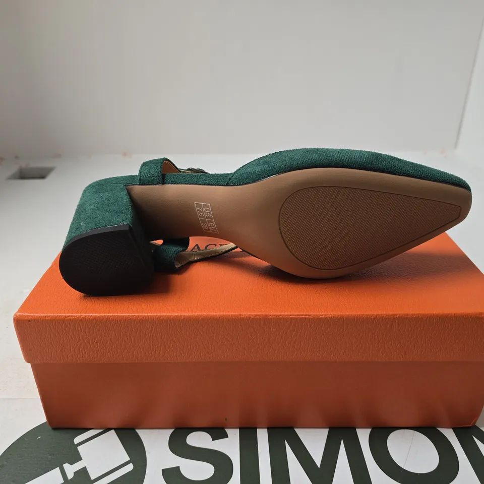 GRACE EVERY STEP GREEN WOMENS HEAL SHOES SIZE 38 BOXED