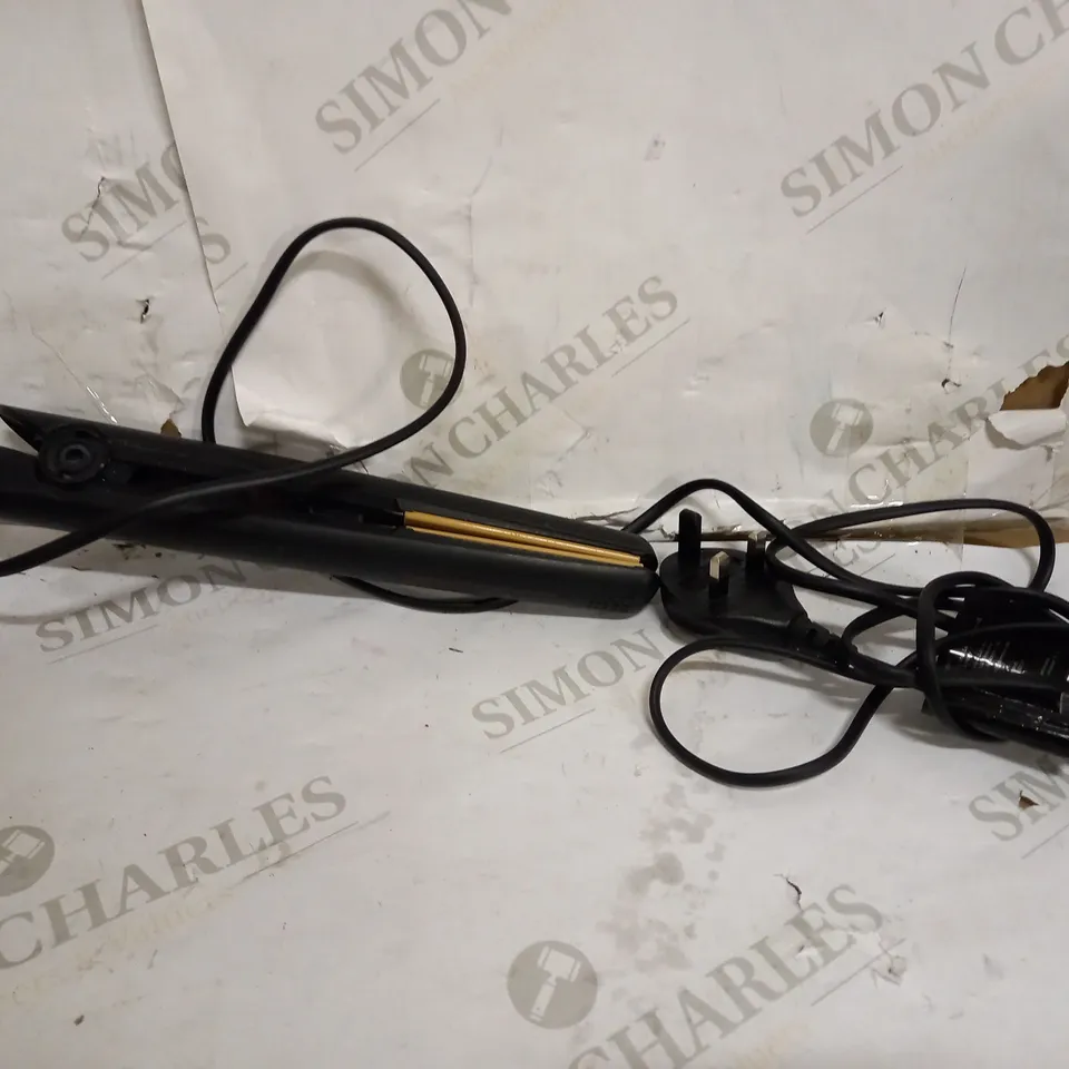 GHD HAIR STRAIGHTENERS