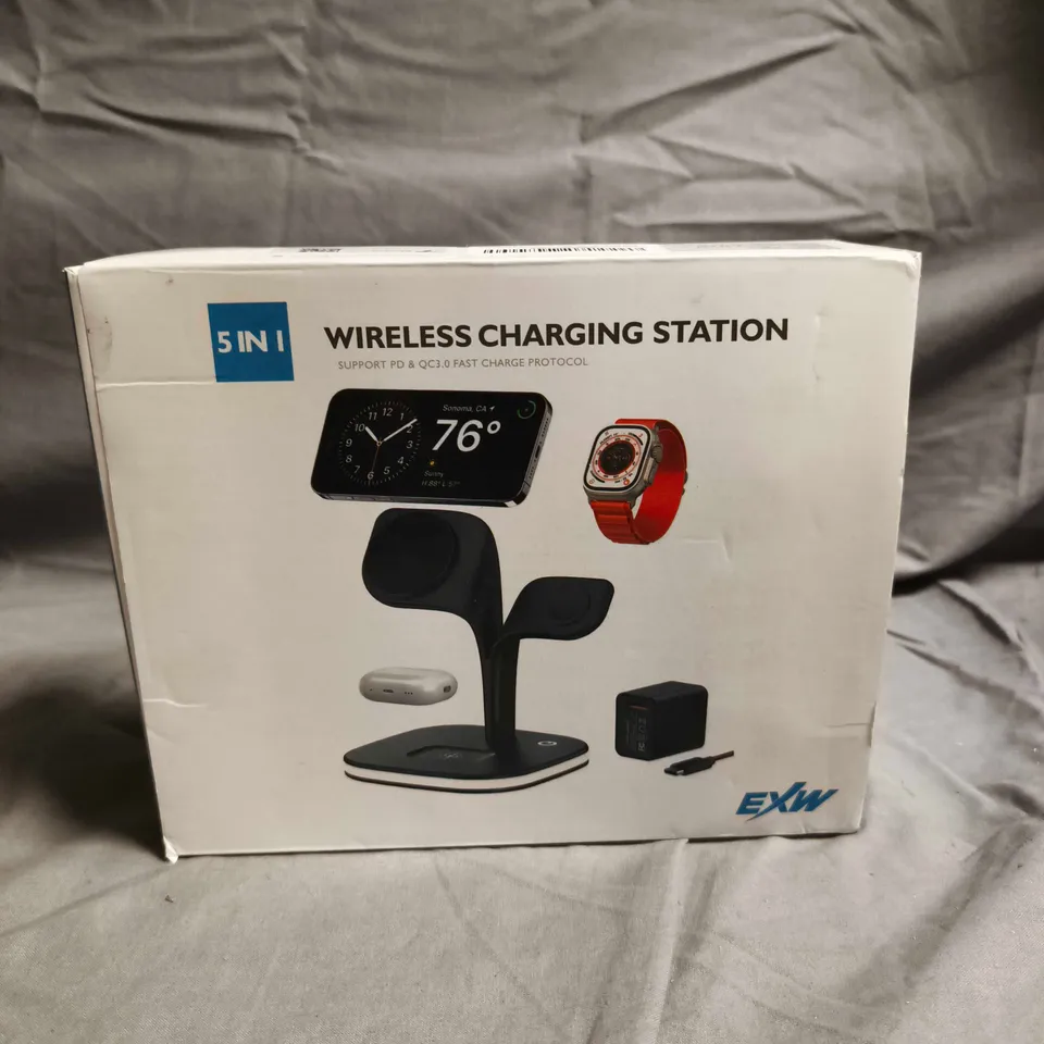 5-IN-1 WIRELESS CHARGING STATION – WHITE - YM-UD22