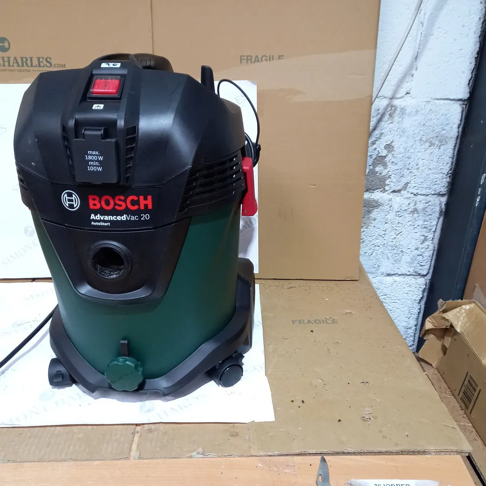 BOSCH ADVANCED VAC 20