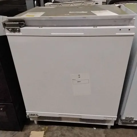 ELECTRIQ 96L INTEGRATED UNDER COUNTER FRIDGE WITH ICE BOX