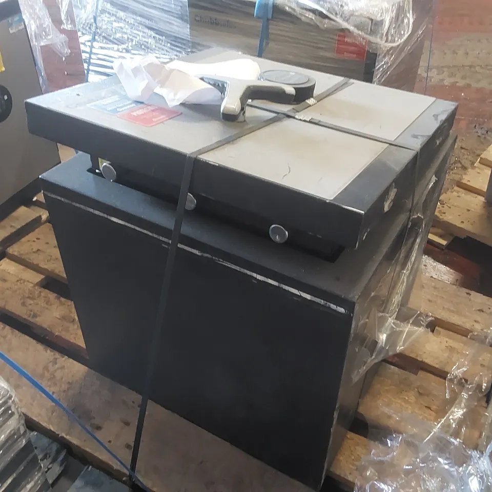 CHUBBSAFES HEAVY DUTY SECURITY SAFE