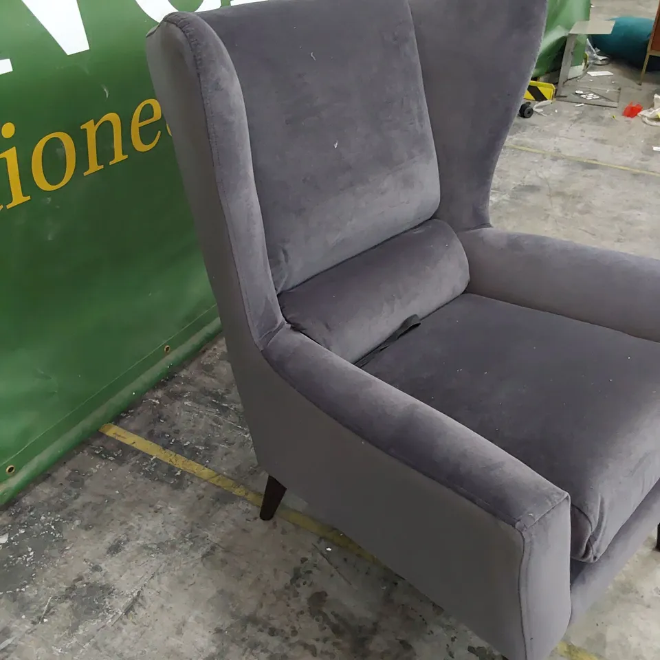 QUALITY BRITISH MADE LOUNGE Co WINGED BACK EASY CHAIR GREY PLUSH FABRIC 
