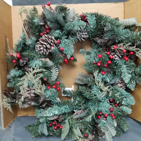 PRE-LIT RED BERRY CHRISTMAS WREATH - 80 CM