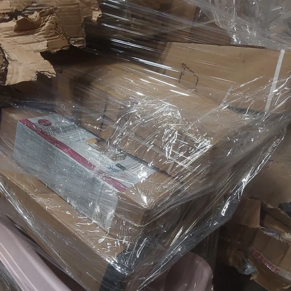 PALLET CONTAINING A VERY LARGE QUANTITY OF ASSORTED ITEMS INCLUDING PLUM TREE HOUSE PARTS ECT