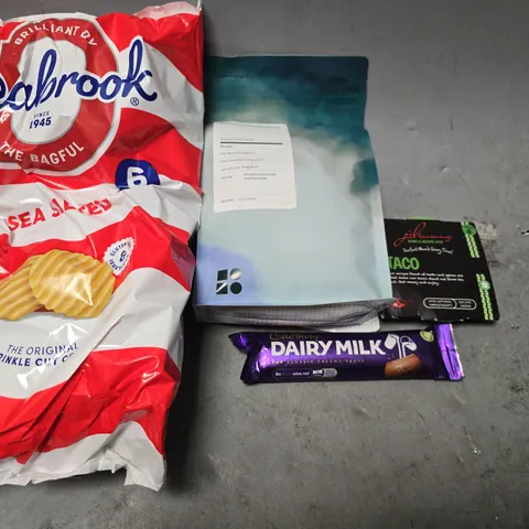 APPROXIMATELY 6 ASSORTED FOOD ITEMS TO INCLUDE - SEA SALTED SEABROOKS CRISPS , CADBURYS DAIRY MILK BAR ETC