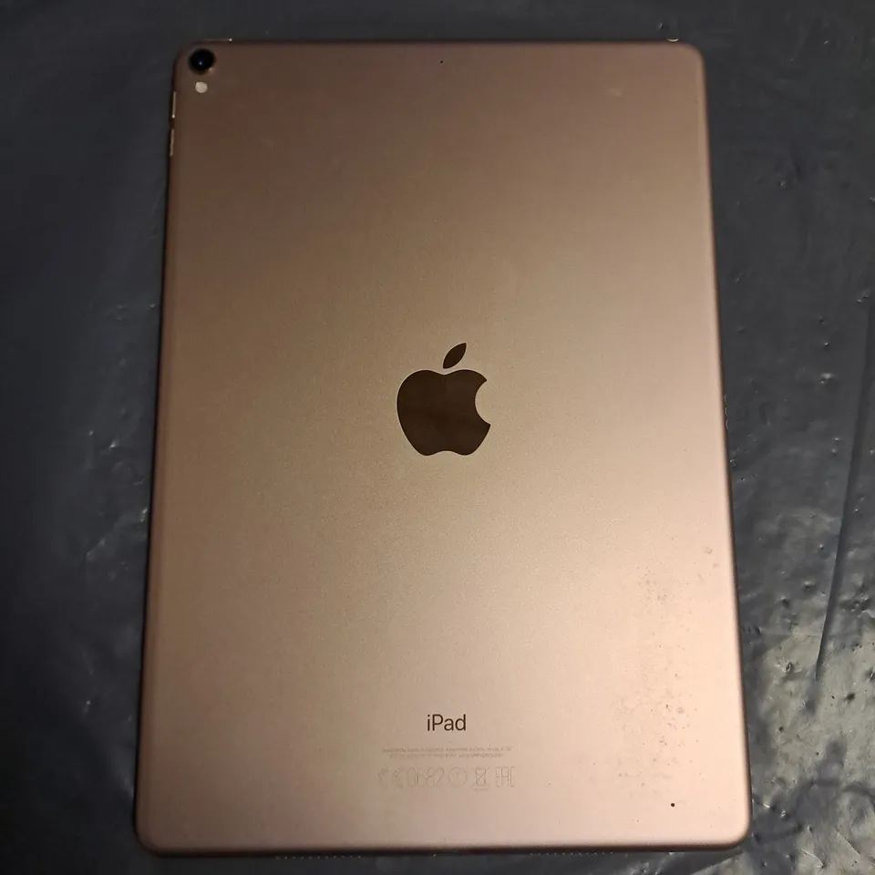 UNBOXED APPLE IPAD PRO 10.5" IN ROSE GOLD