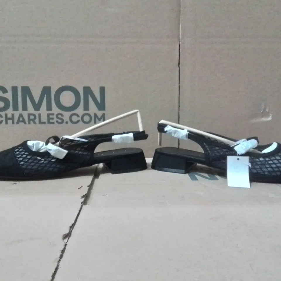 BOXED BRAND NEW APPROXIMATELY 9 SIMPLY BE JUPITER EXTRA WIDE SHOES BLACK SIZE 6