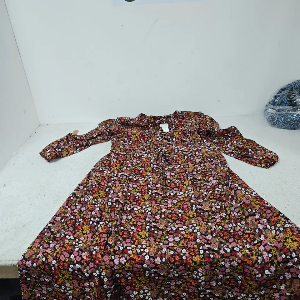 MUDFLOWER FLORAL PRINT DRESS, UK 16 (EU 49, US 12) – LONG SLEEVE
