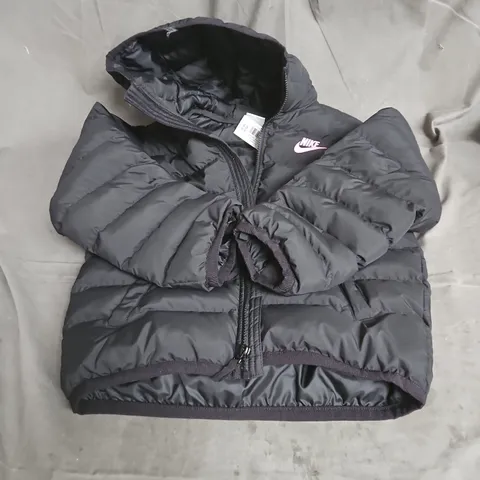 NIKE KIDS PADDED JACKET IN BLACK/PINK SIZE S