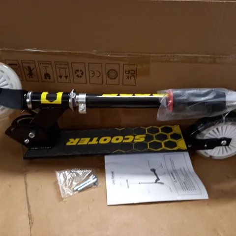 BOXED KIDS SCOOTER