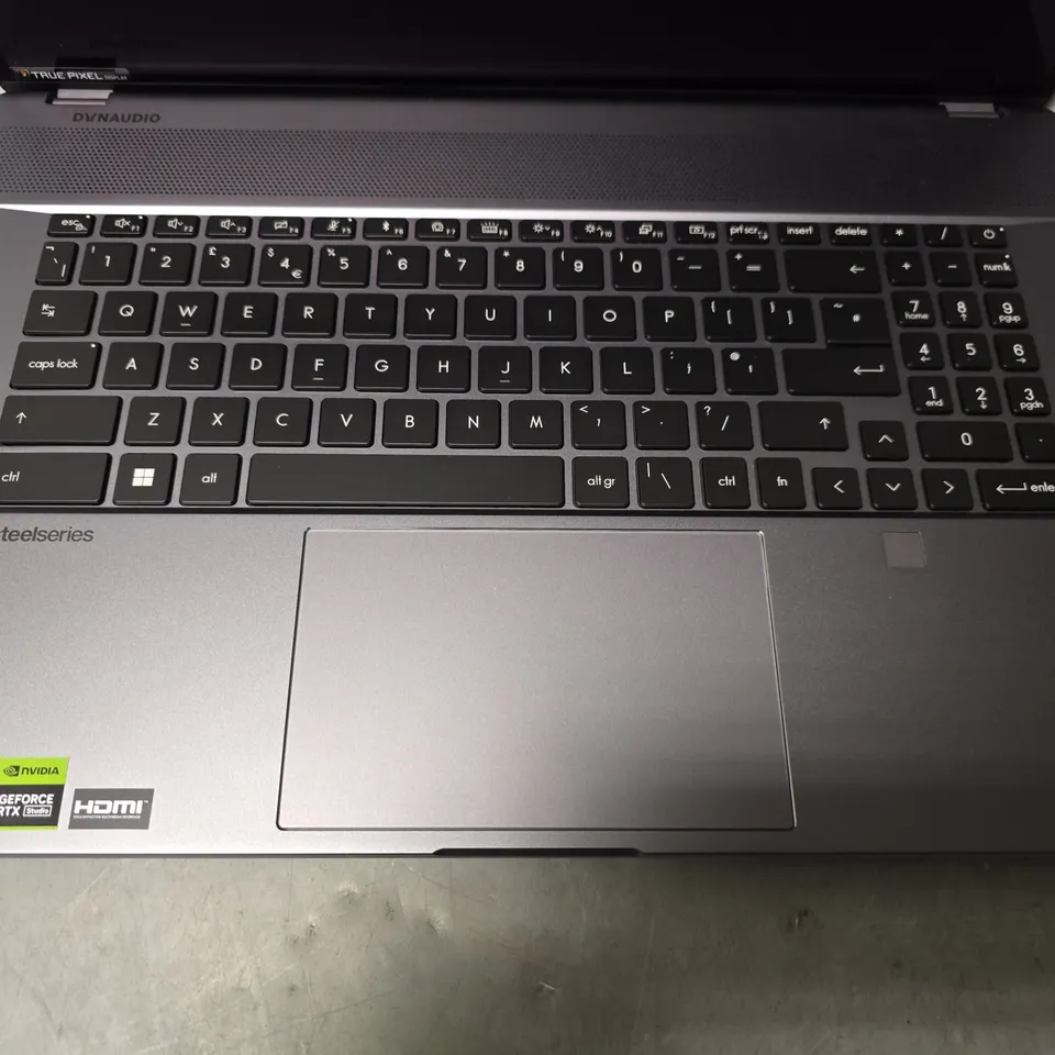 BOXED MSI Z17 HX STUDIO A14VGT