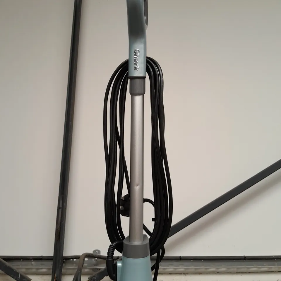 BOXED SHARK S6002UK STEAM FLOOR MOP - COLLECTION ONLY