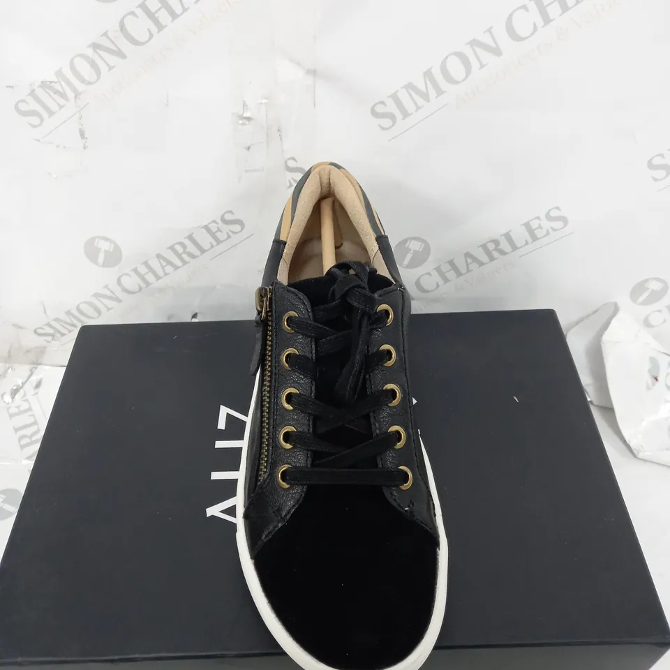 BOXED NATURA MACAYLA ZEBRA PRINT TRAINER - SIZE 5