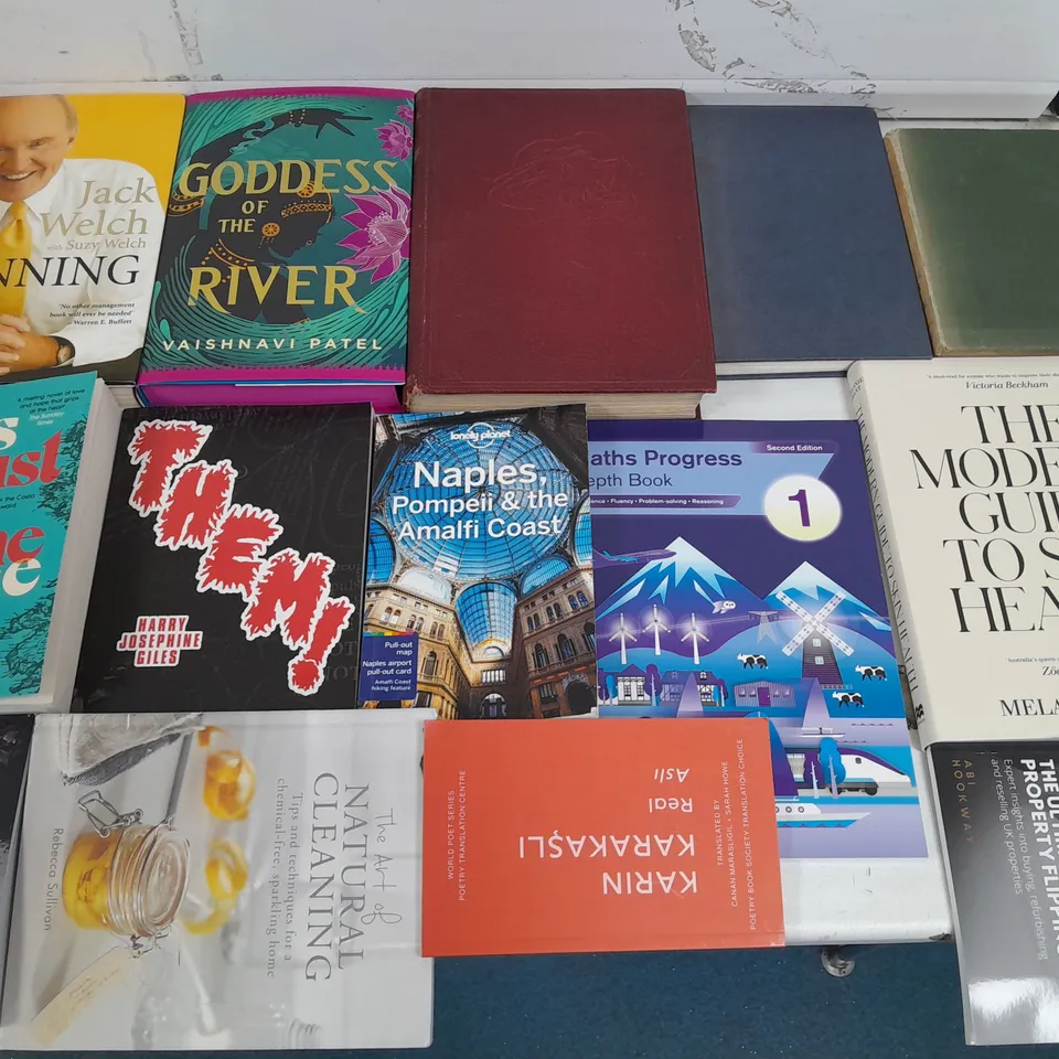 LARGE QUANTITY OF ASSORTED BOOKS TO INCLUDE WORKING WITH EMOTIONAL INTELLIGENCE, TRUST AND ASAKO YUZUKI BUTTER