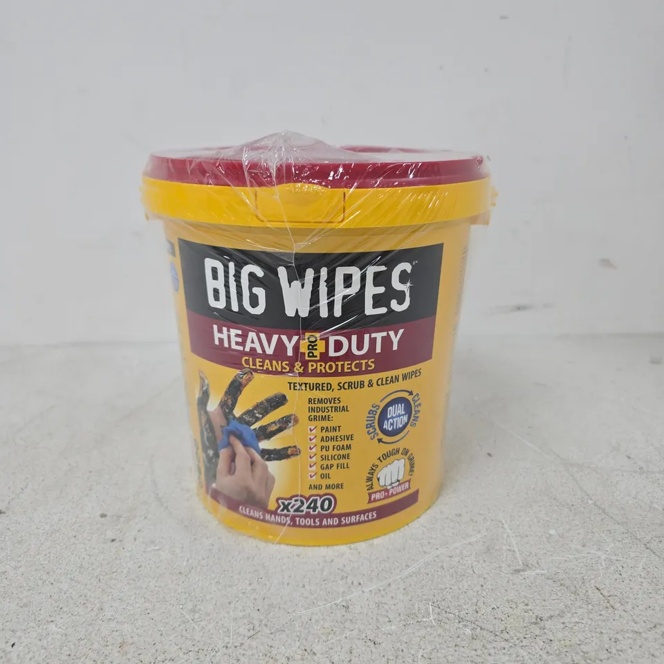 BIG WIPES HEAVY-DUTY PRO+ 240 WIPES BUCKET BIODEGRADABLE SKIN-FRIENDLY CLEANERS