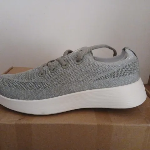 ALLBIRDS TREE RUNNER GO – WOMEN'S GREY KNIT SNEAKERS, UK 6.5 (US 9.5)