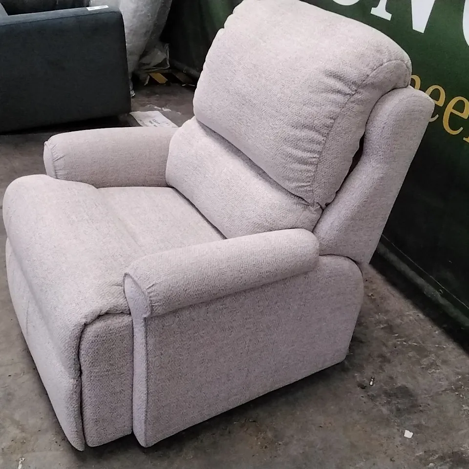 QUALITY BRITISH DESIGNER G PLAN MANUFACTURED NEWMARKET CHAIR - SPECKLE FAWN FABRIC 