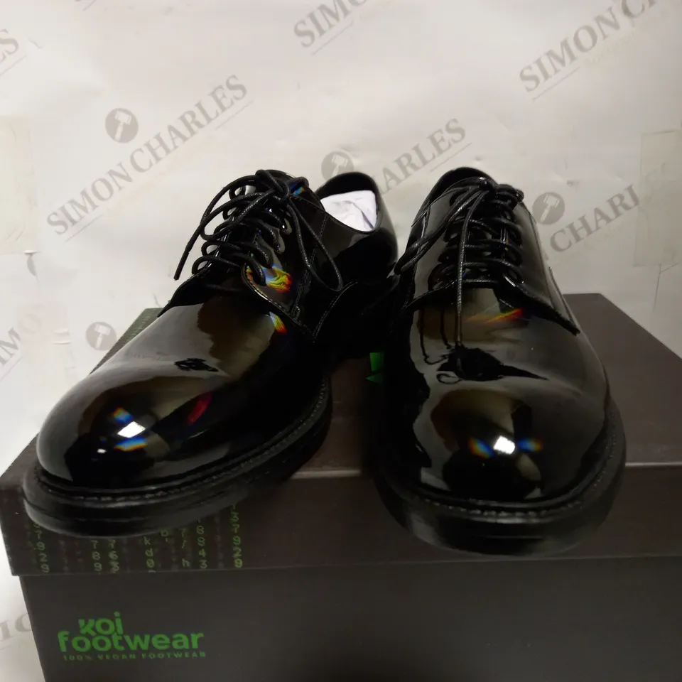 KOI VEGAN LEATHER PONTIFF SULYVAHN MEN'S HOLGRAM SHOES UK SIZE 12