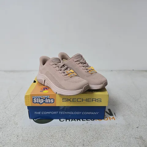 SKECHERS HANDS FREE SLIP-INS WOMEN’S BEIGE SLIP-ON TRAINERS – BOXED UK 4