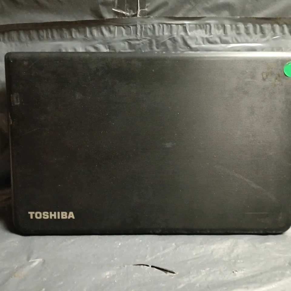 TOSHIBA SATELLITE PRO C50-A-1E2 LAPTOP 