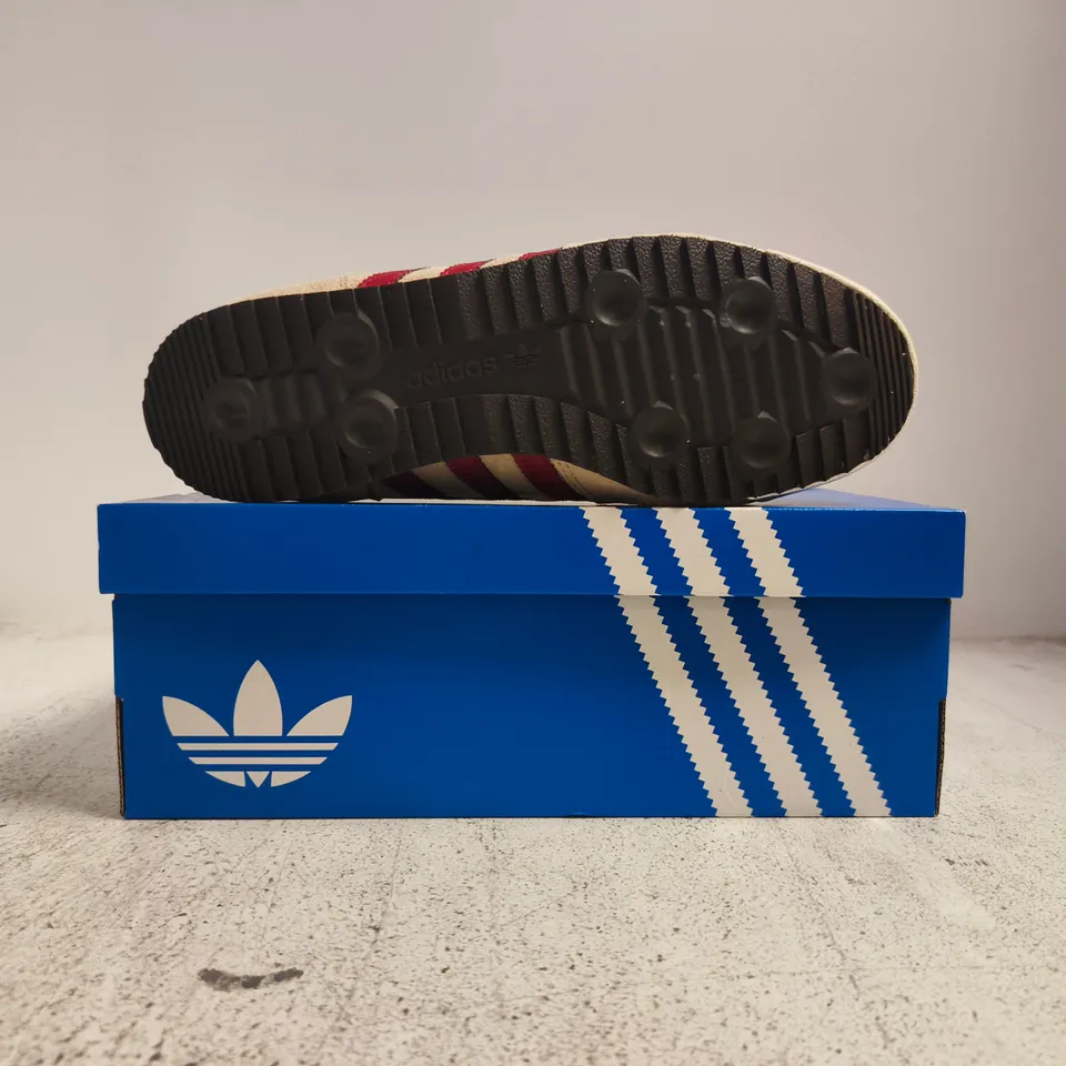 BOXED PAIR OF ADIDAS R71 TRAINERS IN CREAM/RED SIZE UK 5