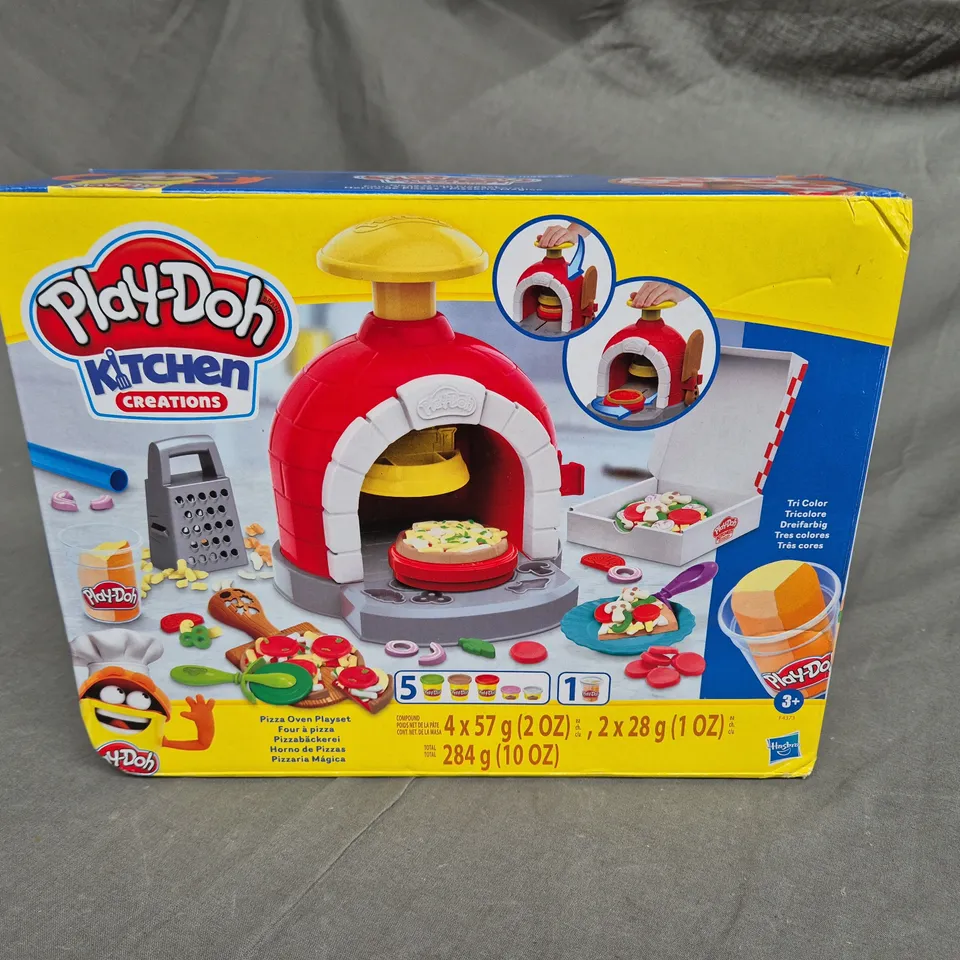 BOXED PLAY-DOH KITCHEN CREATIONS PIZZA OVEN PLAYSET