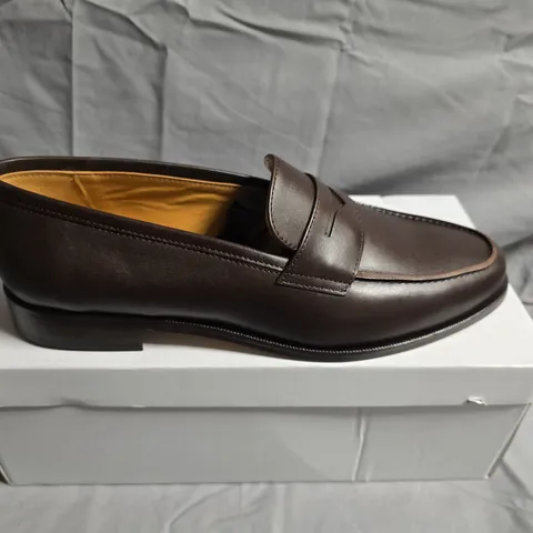 BOXED PAIR OF PENNY LOAFERS - UK SIZE 8