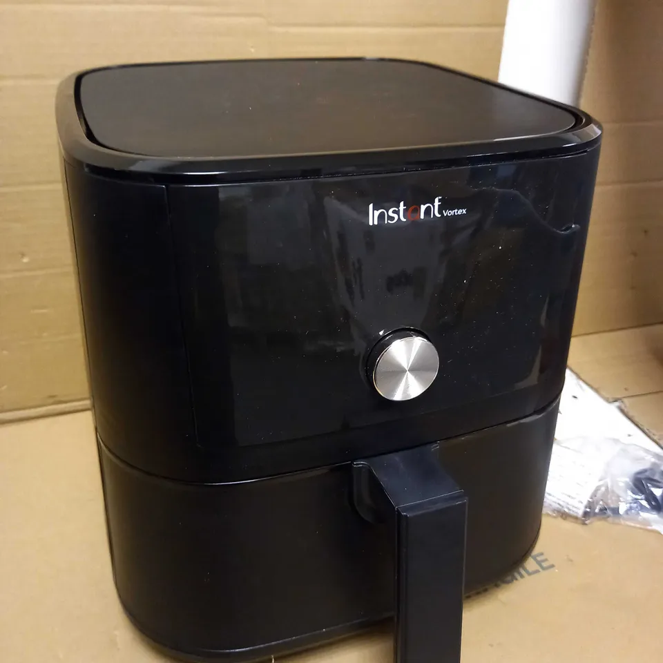 INSTANT POT VORTEX AIR FRYER