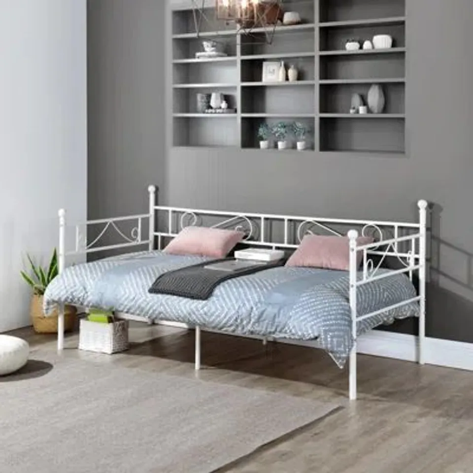 BOXED METAL DAYBED - SIZE UNSPECIFIED 