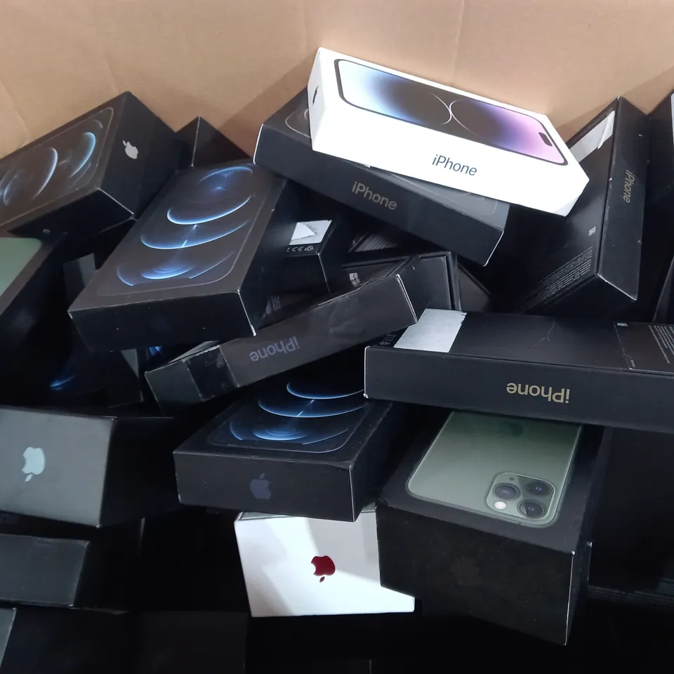BOX OF APPROX 30 ASSORTED APPLE IPHONE CASES 