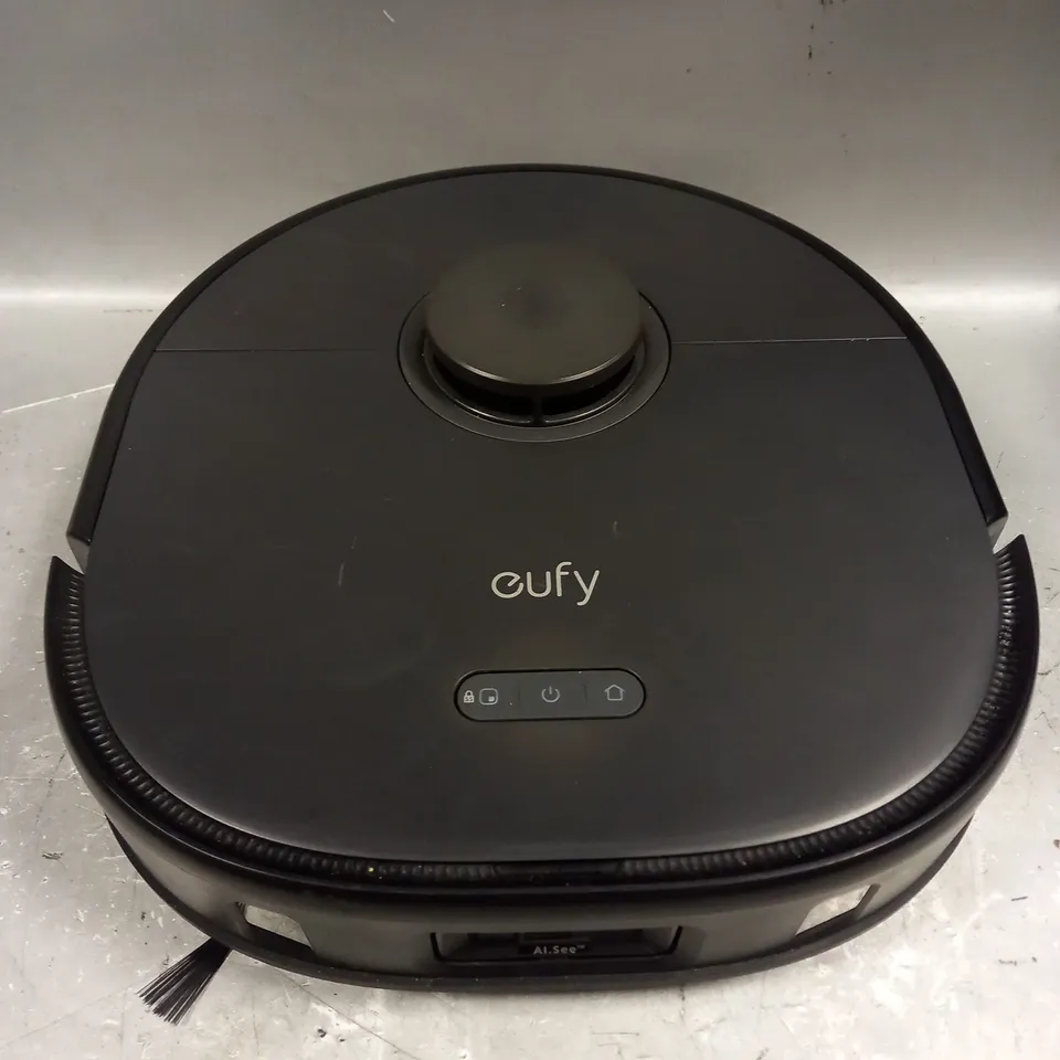 EUFY X10 PRO OMNI CLEANING STATION IN BLACK