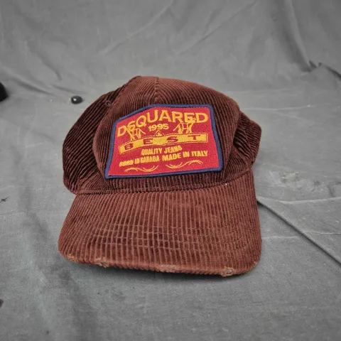 DSQUARED CORDUROY CAP WITH PATCH – BROWN