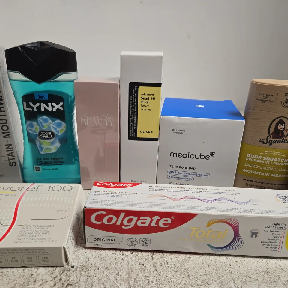 APPROX 12 ASSORTED BEAUTY PRODUCTS TO INCLUDE LYNX BODY WASH, MEDICUBE PADS, DR SQUATCH DEODORANT, ETC