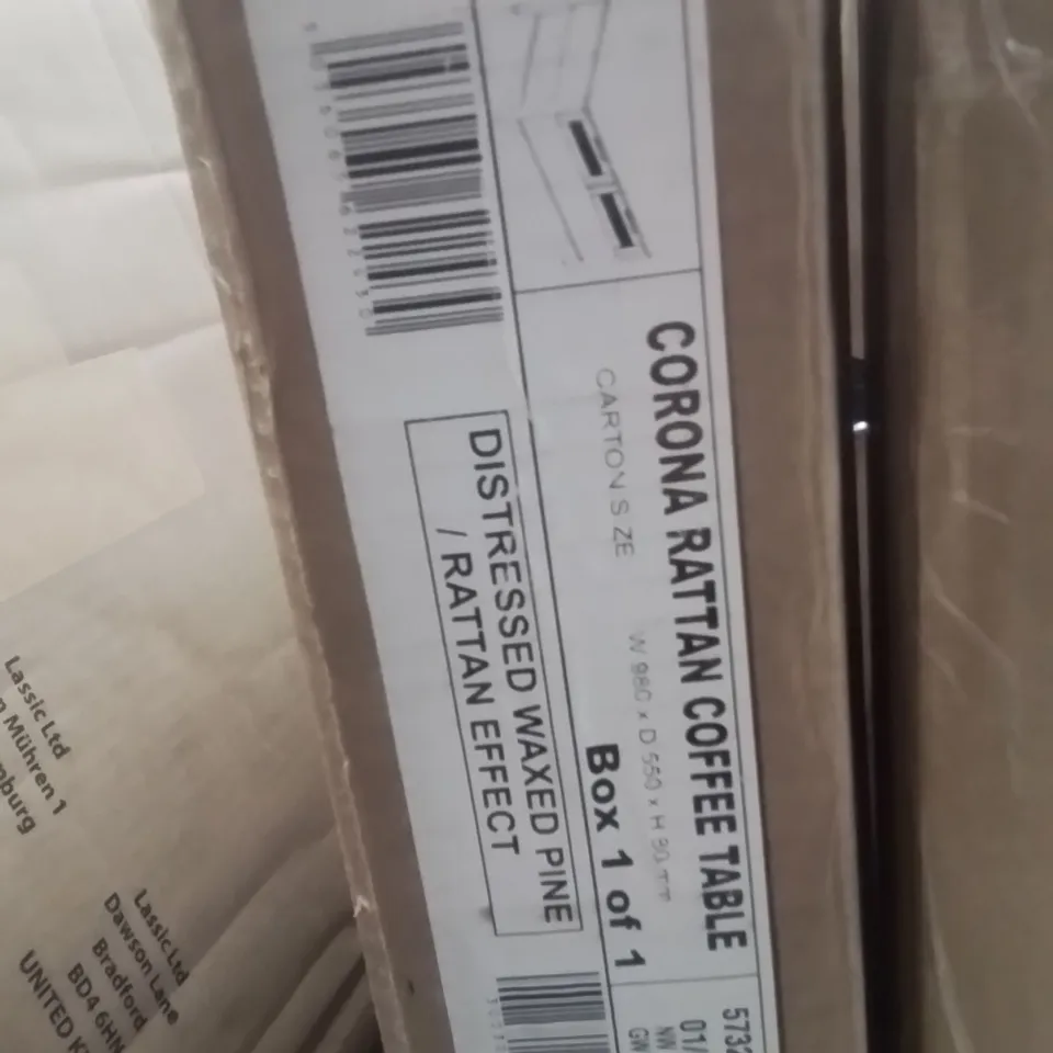 BOXED CORONA RATTEN COFFEE TABLE 