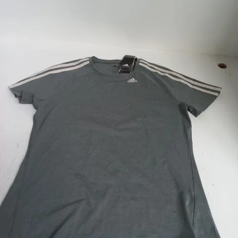ADIDAS T-SHIRT – GREY, CLIMALITE, 3-STRIPE, UK 16-18YRS