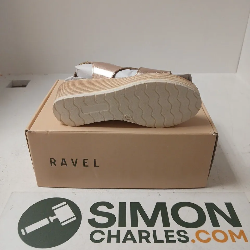 BOXED PAIR OF RAVEL BRANTON SHOES IN ROSE GOLD LEATHER - UK 4