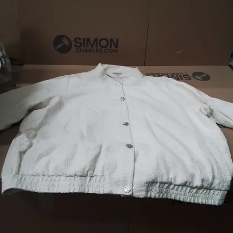 BOXED BRAND NEW APPROXIMATELY 6 JD WILLIAMS BOUCLE BOMBER JACKET CREAM SIZE 28