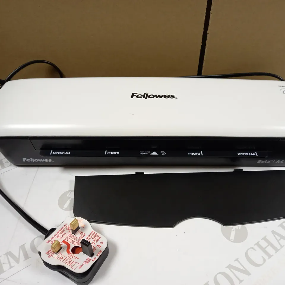 FELLOWES SOLA A4 LAMINATOR MACHINE