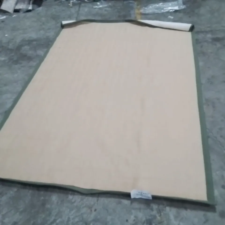 QUALITY DESIGNER AREA RUG - APPROXIMATELY 278X200