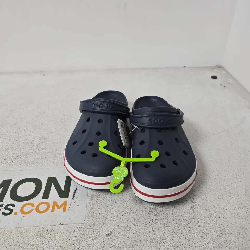 CROCS BAYABAND CLOG – NAVY, UK M11 / W12