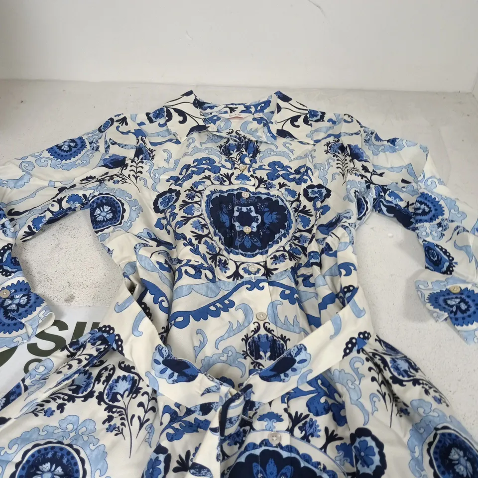 BEN DI LISI WOMEN'S BLUE AND WHITE FLORAL PRINT DRESS, UK SIZE 12P, LONG-SLEEVE, BUTTON-DOWN